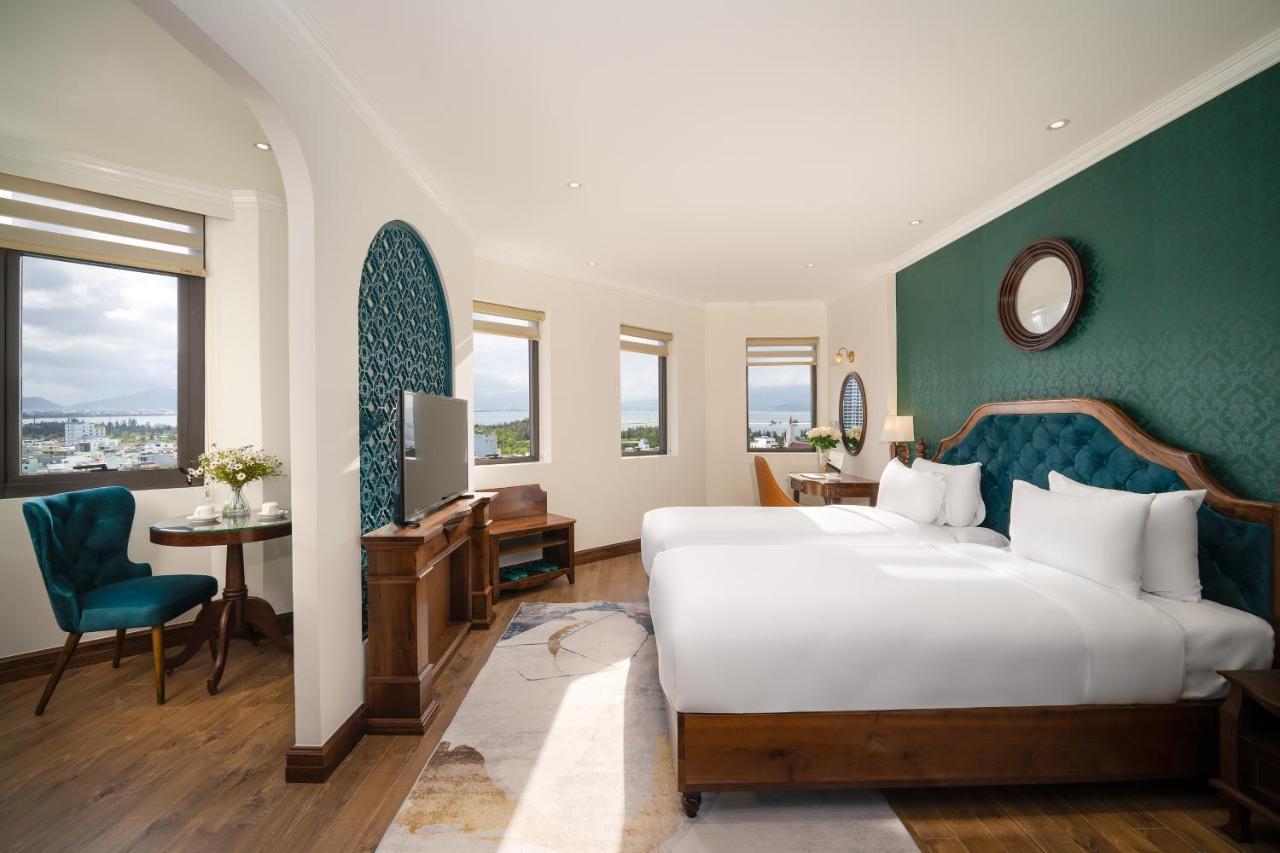 Ds La Belle Vie Hotel & Suite Дананг Екстериор снимка