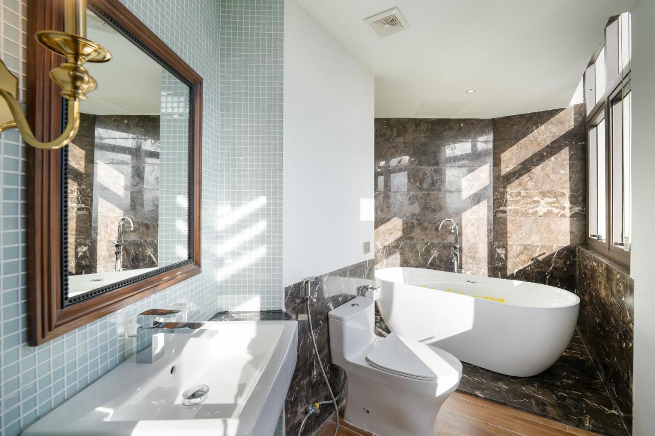 Ds La Belle Vie Hotel & Suite Дананг Екстериор снимка