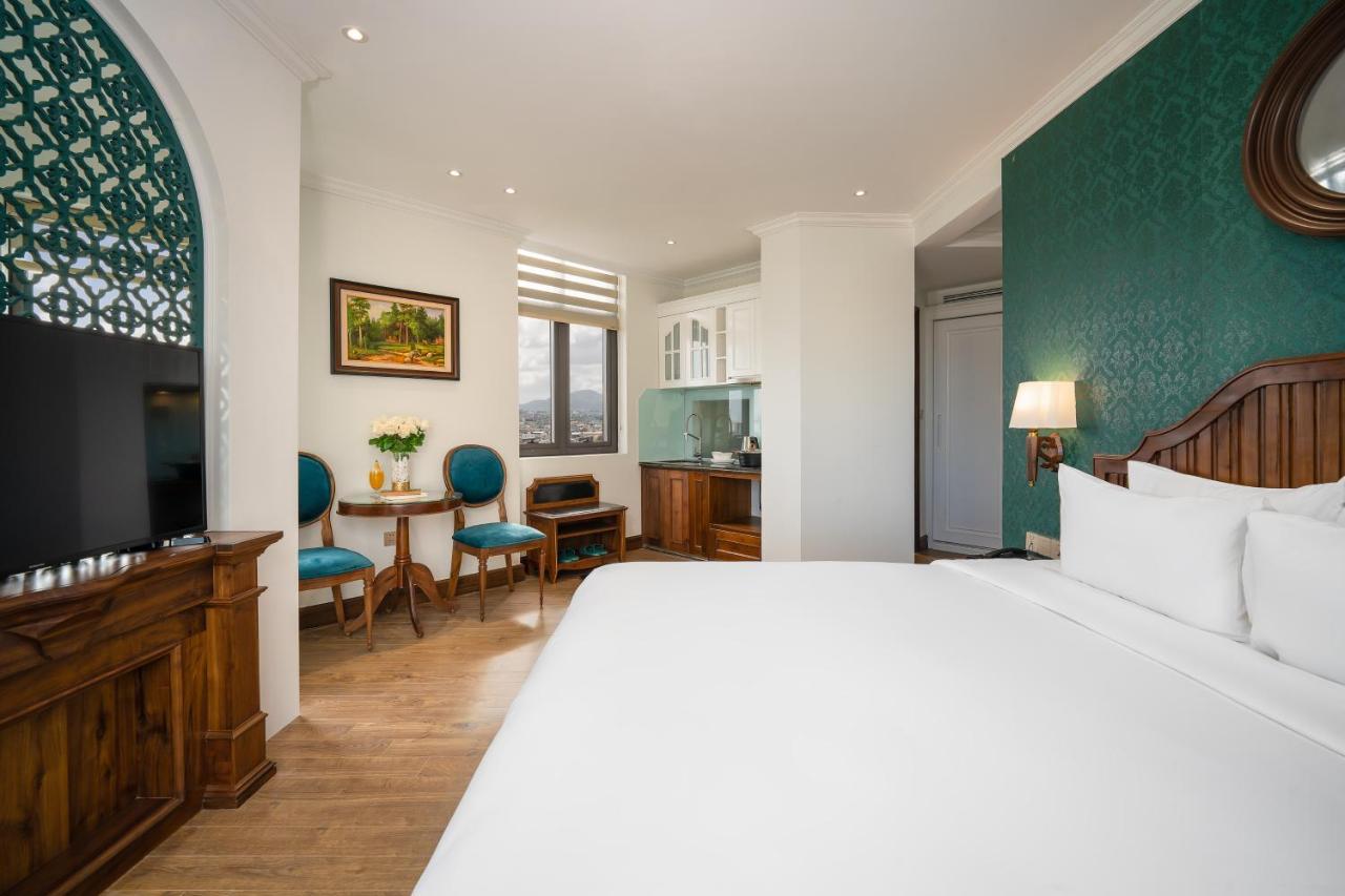 Ds La Belle Vie Hotel & Suite Дананг Екстериор снимка