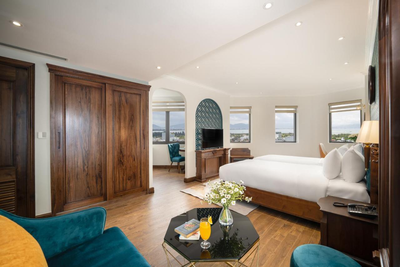 Ds La Belle Vie Hotel & Suite Дананг Екстериор снимка